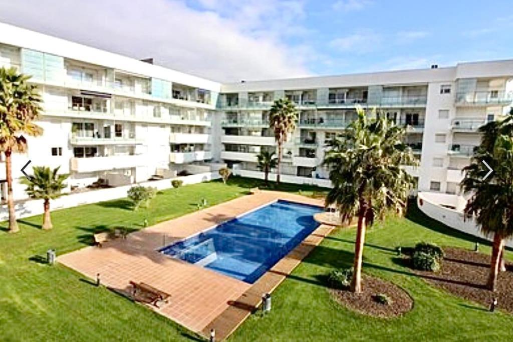 Appartement Porto Marina 4 Pers Avec Piscine Commune