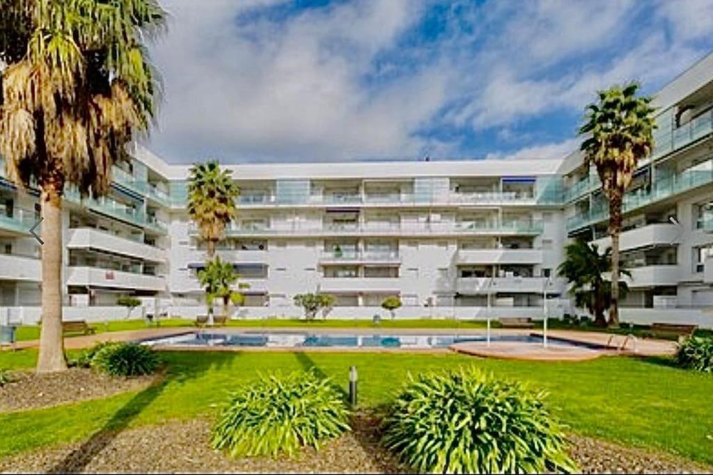 Apartment Porto Marina 4 Pers Avec Piscine Commune *